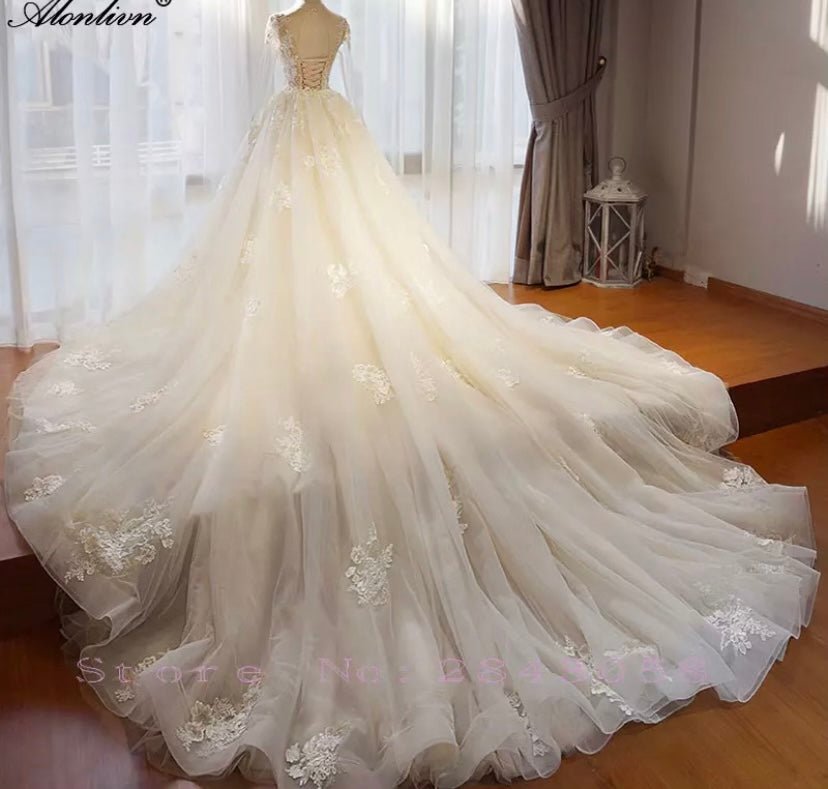 Elegant Wedding Dress - Mura Boutique