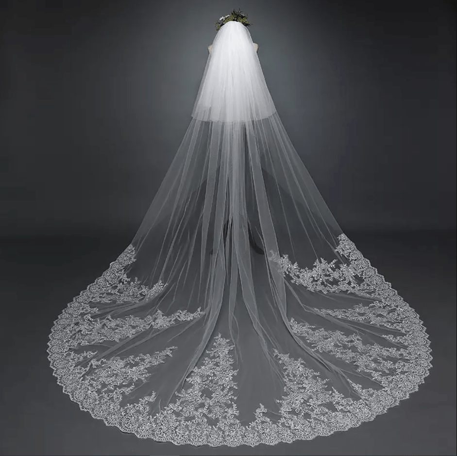 Lace Trim Extra Long Bridal Veil - Mura Boutique