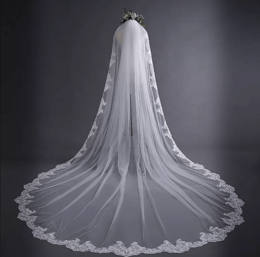 Lace Trim Long Bridal Veil - Mura Boutique