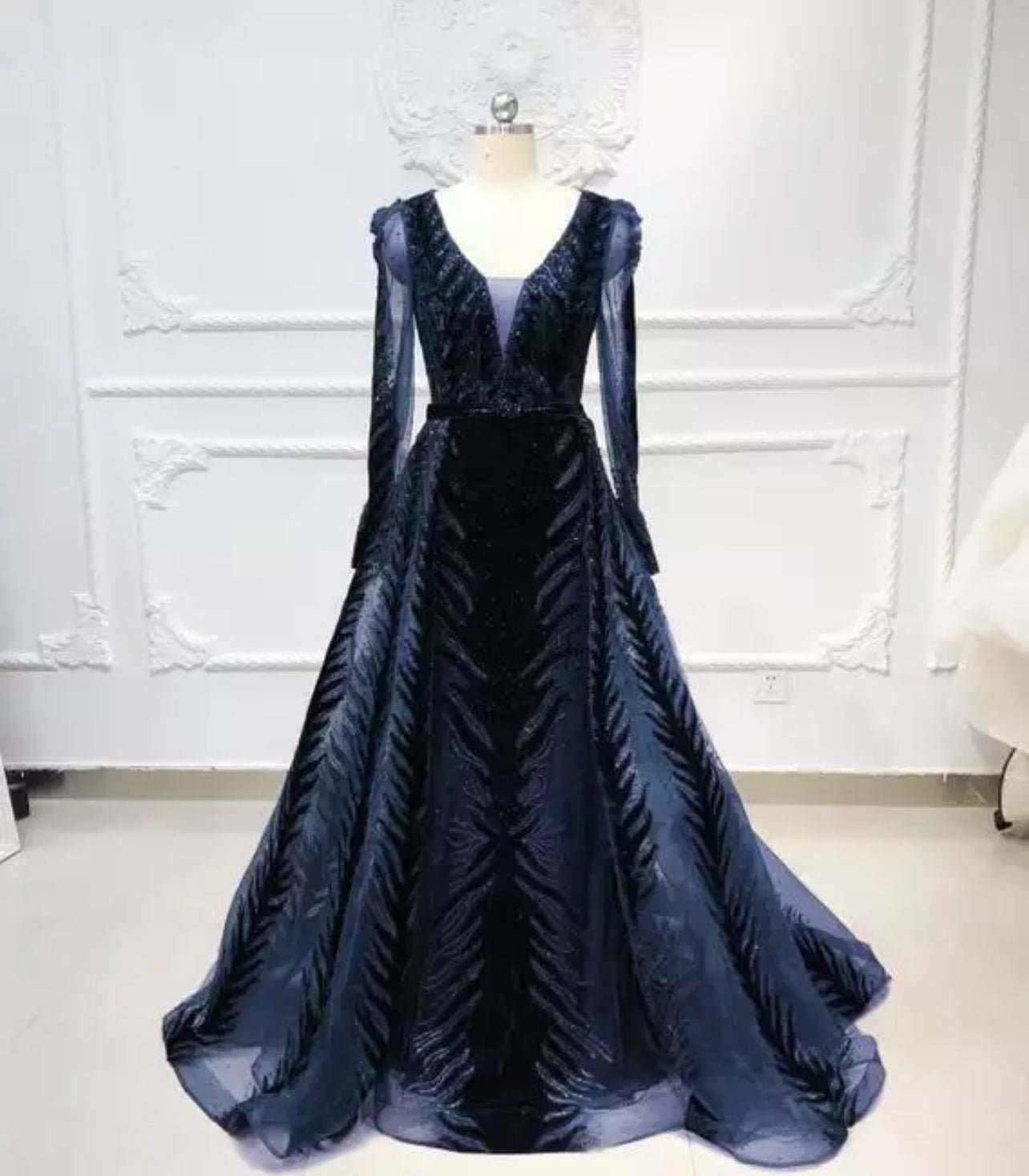 Velvet evening dresses - Mura Boutique