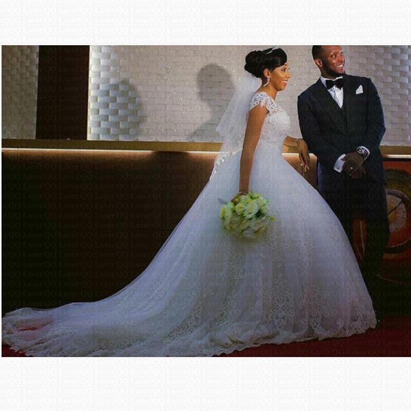 Vintage Lace Appliques African Wedding Dress - Mura Boutique